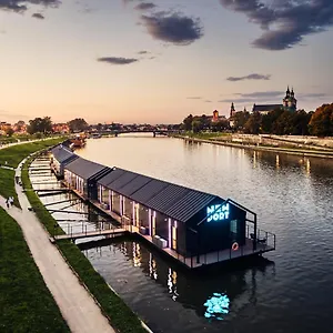 4* Lägenhetshotell New Port - Premium Floating